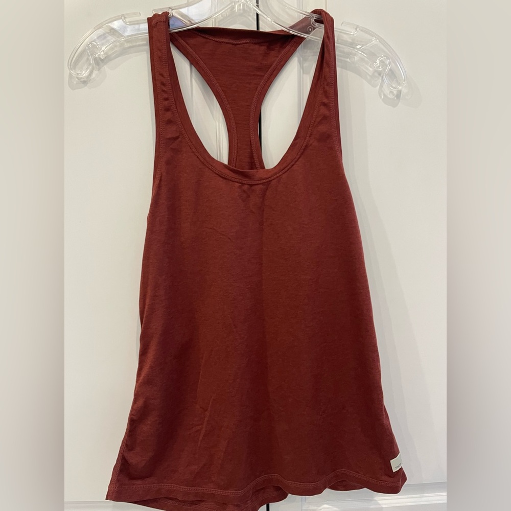 Lux Performance Tank Vuori